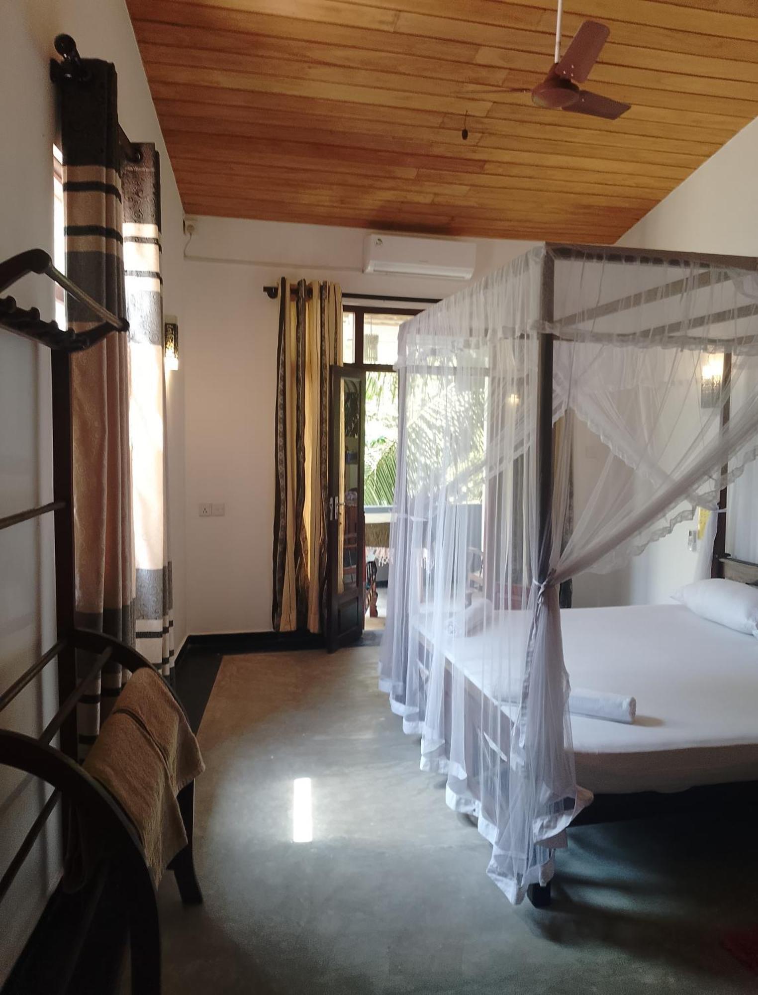 Unawatuna Backpacker Lodge Dış mekan fotoğraf