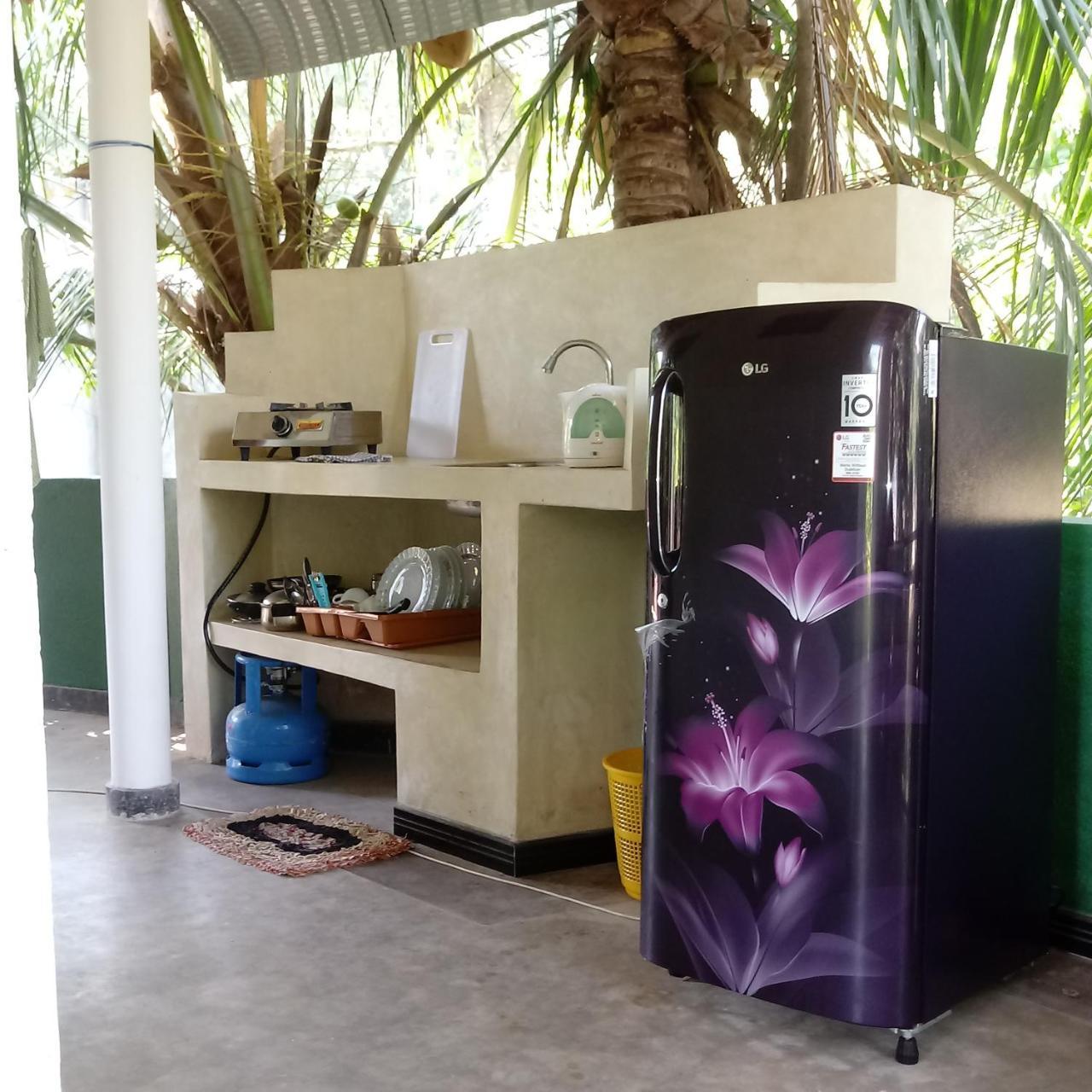 Unawatuna Backpacker Lodge Dış mekan fotoğraf